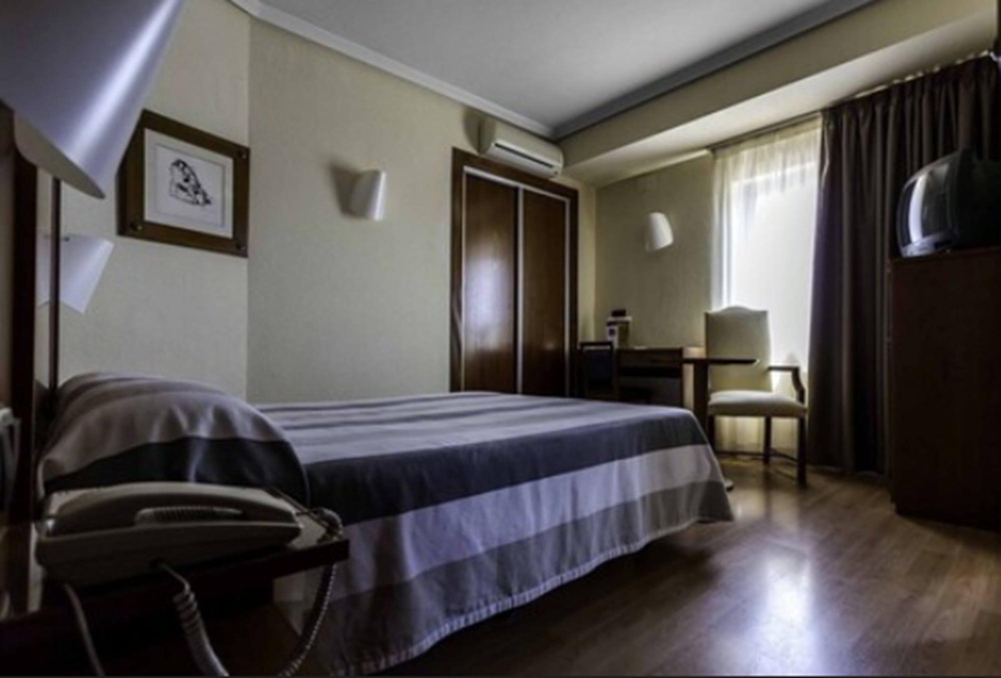 Torreluz Apartamentos Альмерия Экстерьер фото