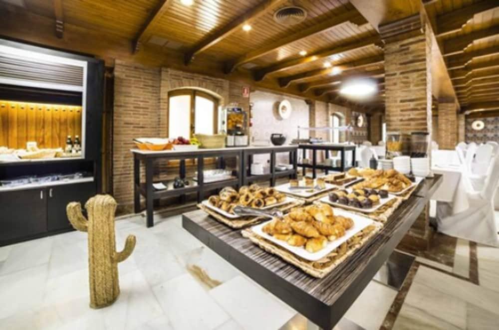 Torreluz Apartamentos Альмерия Экстерьер фото